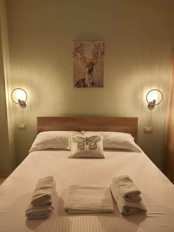 Deni Sea View Apartment Vlorë Esterno foto