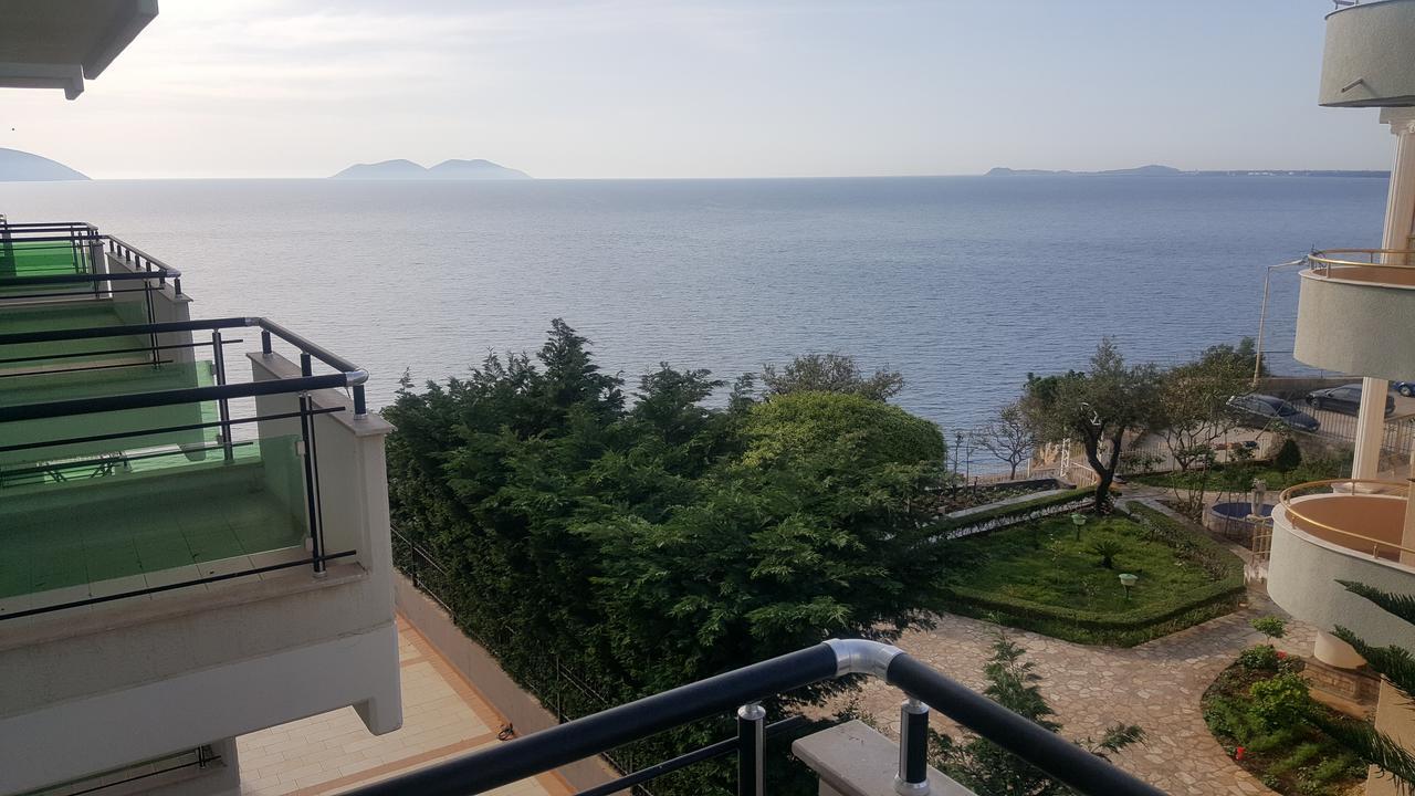 Deni Sea View Apartment Vlorë Esterno foto