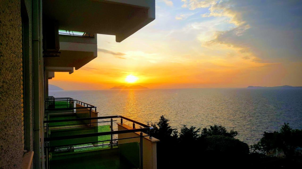 Deni Sea View Apartment Vlorë Esterno foto