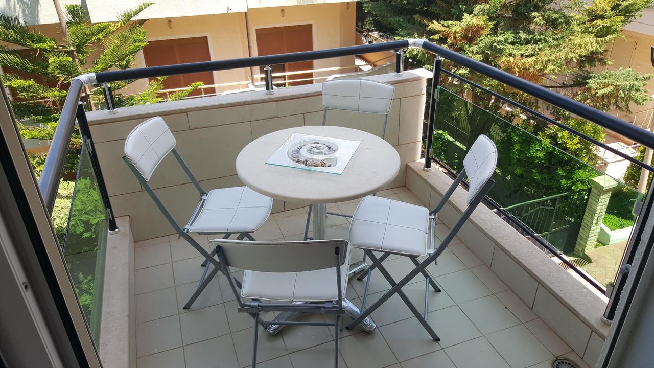 Deni Sea View Apartment Vlorë Esterno foto