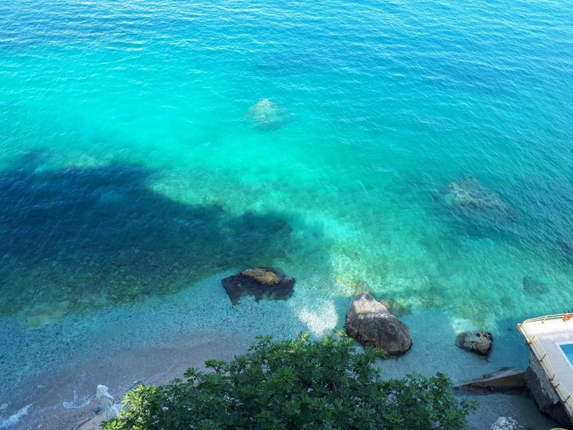 Deni Sea View Apartment Vlorë Esterno foto