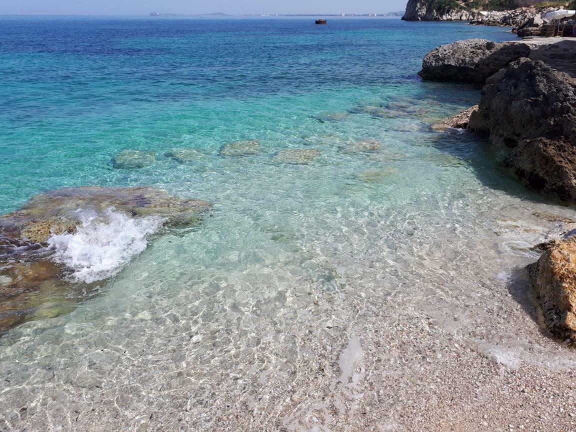 Deni Sea View Apartment Vlorë Esterno foto